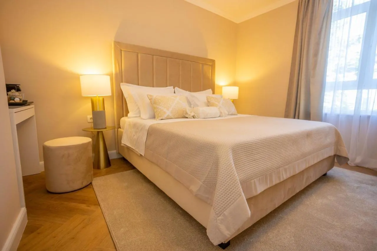 **** Alojamento de Acomodação e Pequeno-almoço City And Style Luxury Rooms Split Croácia